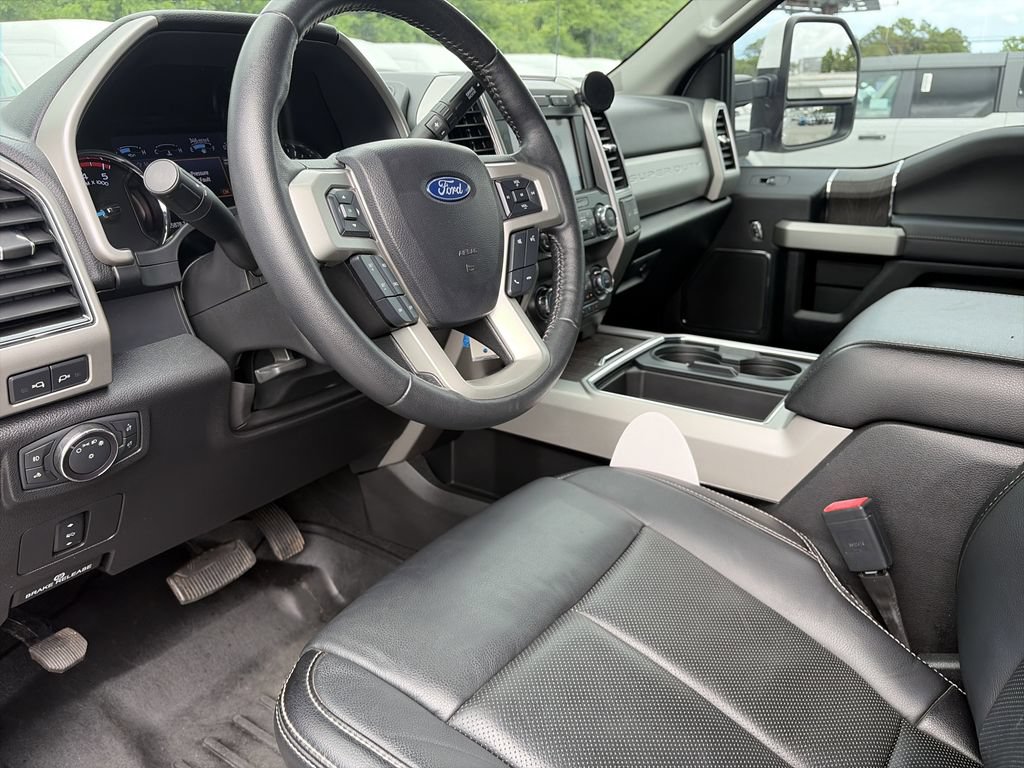 Certified 2020 Ford F350 Lariat w/ Lariat Value Package AWD/4WD image 11