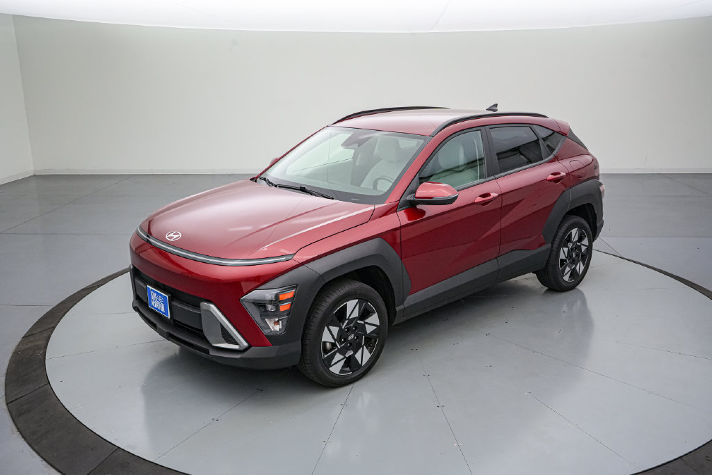 Used 2025 Hyundai Kona SEL AWD/4WD image 8