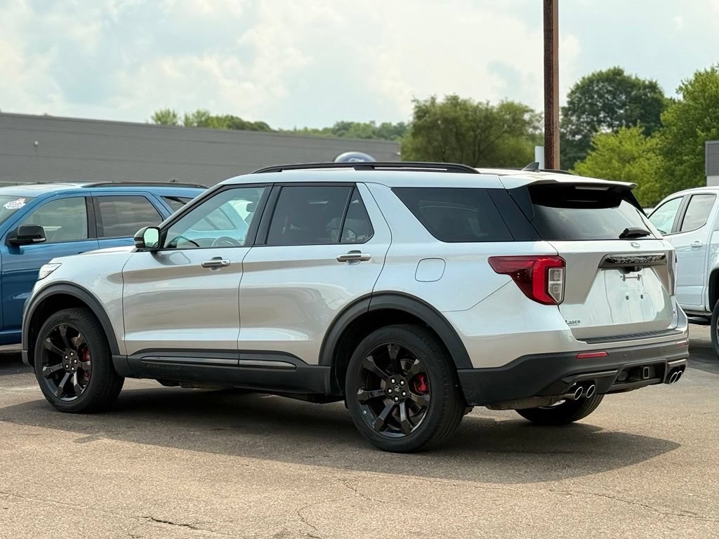 Certified 2024 Ford Explorer ST w/ Technology Package AWD/4WD image 40