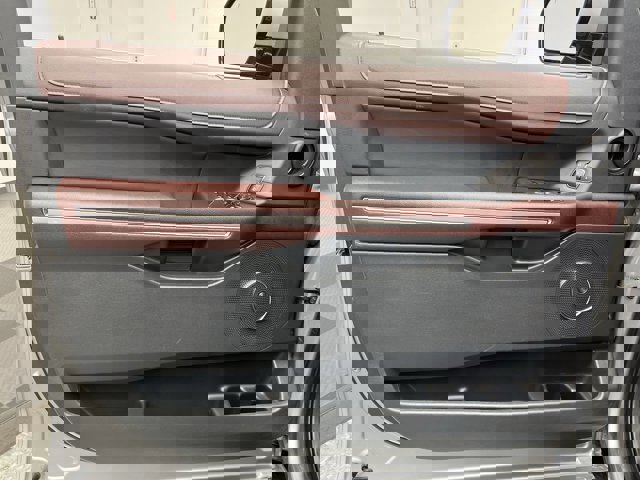 Certified 2023 Ford Expedition Limited image 10