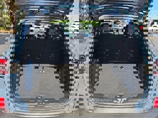 Certified 2025 Ford Escape Platinum w/ Premium Technology Package image 20