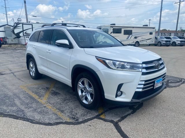 Used 2018 Toyota Highlander Limited w/ Protection Package #3 AWD/4WD image 3