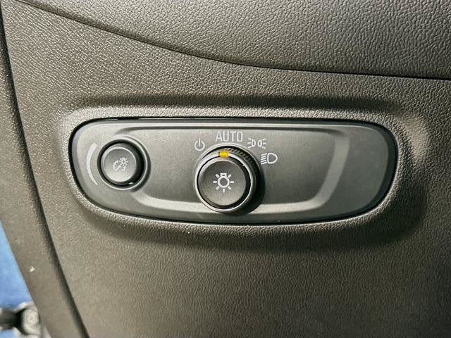 Used 2024 Chevrolet Equinox LS w/ Driver Confidence II Package FWD image 27