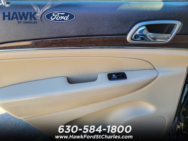 Used 2018 Jeep Grand Cherokee Limited AWD/4WD image 17