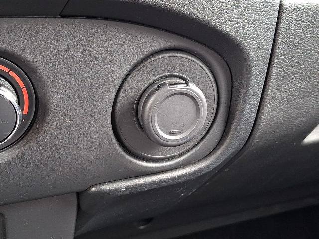Used 2024 Nissan Frontier SV AWD/4WD image 25