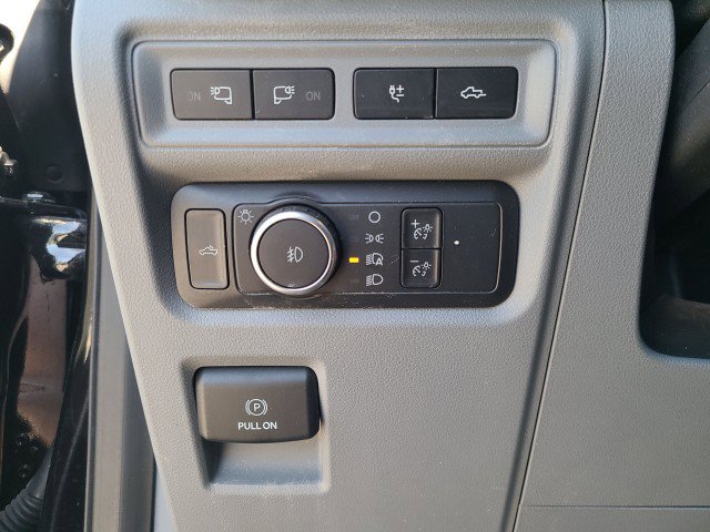 Certified 2021 Ford F150 XLT w/ Equipment Group 302A High image 17