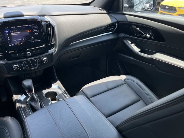 Used 2023 Chevrolet Traverse RS w/ LPO, Floor Liner Package FWD image 18