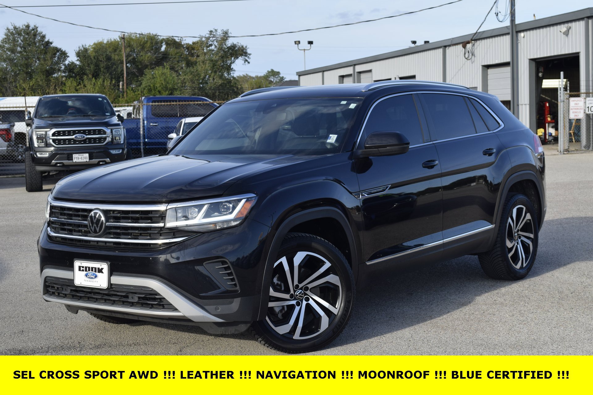 Used 2023 Volkswagen Atlas Cross Sport SEL image 1