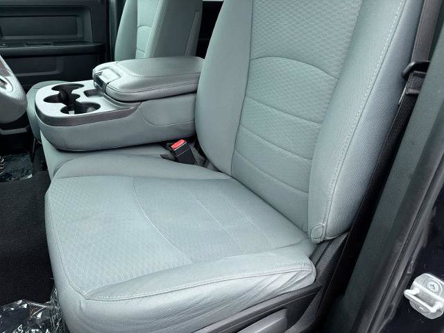 Used 2018 RAM 1500 Express w/ Express Value Package AWD/4WD image 17