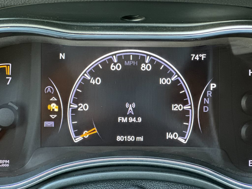 Used 2022 Jeep Grand Cherokee Limited w/ Tech Group AWD/4WD image 26