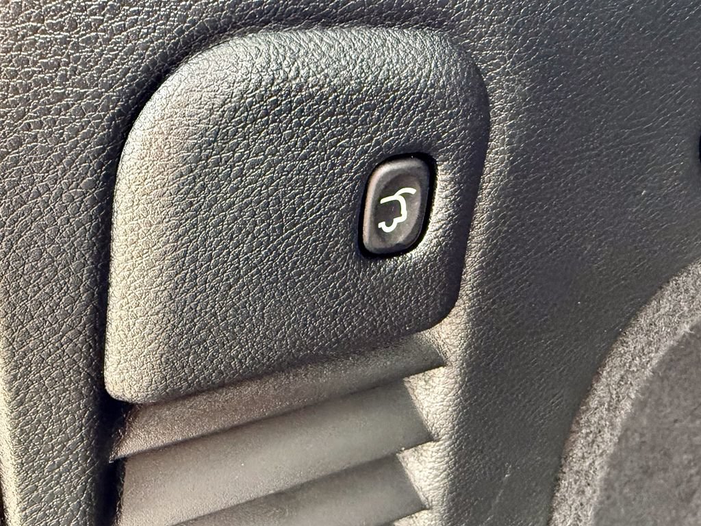 Used 2019 Jeep Grand Cherokee Altitude AWD/4WD image 19