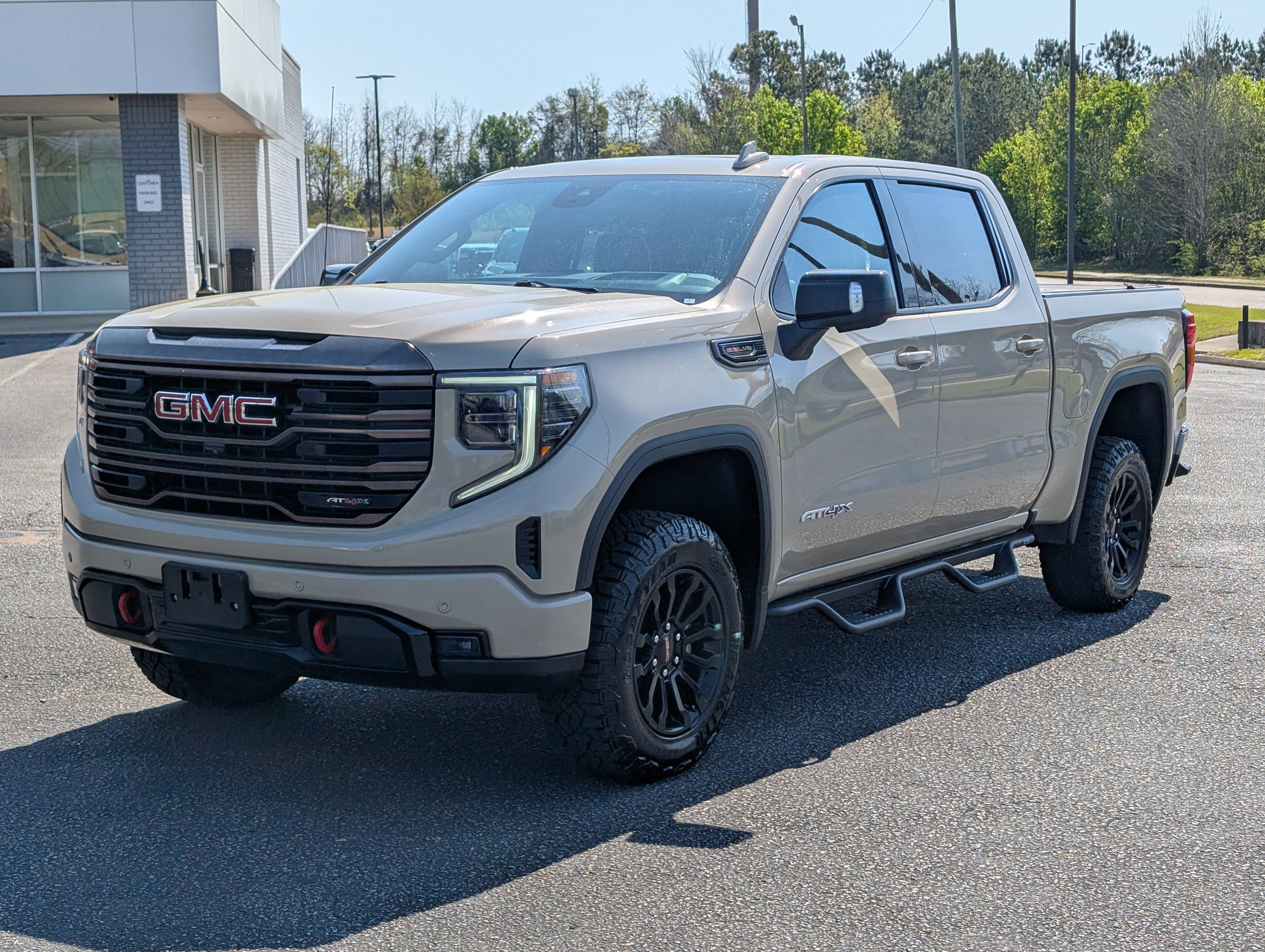 Used 2023 GMC Sierra 1500 AT4X AWD/4WD image 8