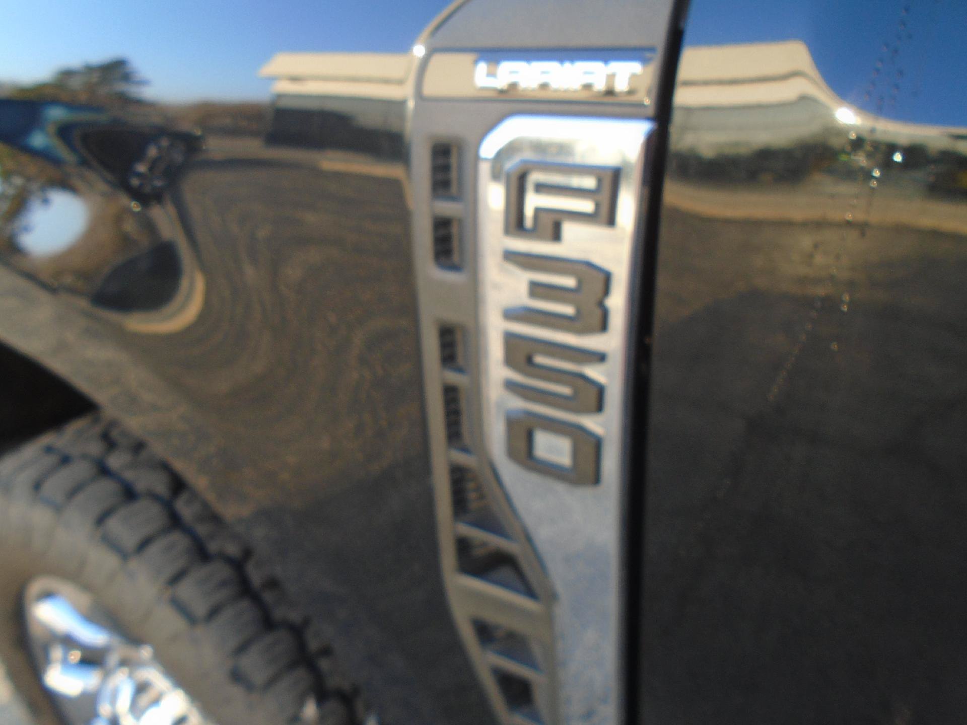 Certified 2023 Ford F350 Lariat w/ Lariat Ultimate Package AWD/4WD image 13
