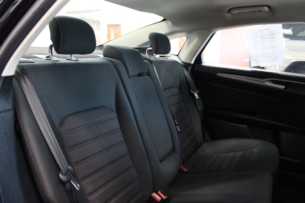 Certified 2020 Ford Fusion SE FWD image 42