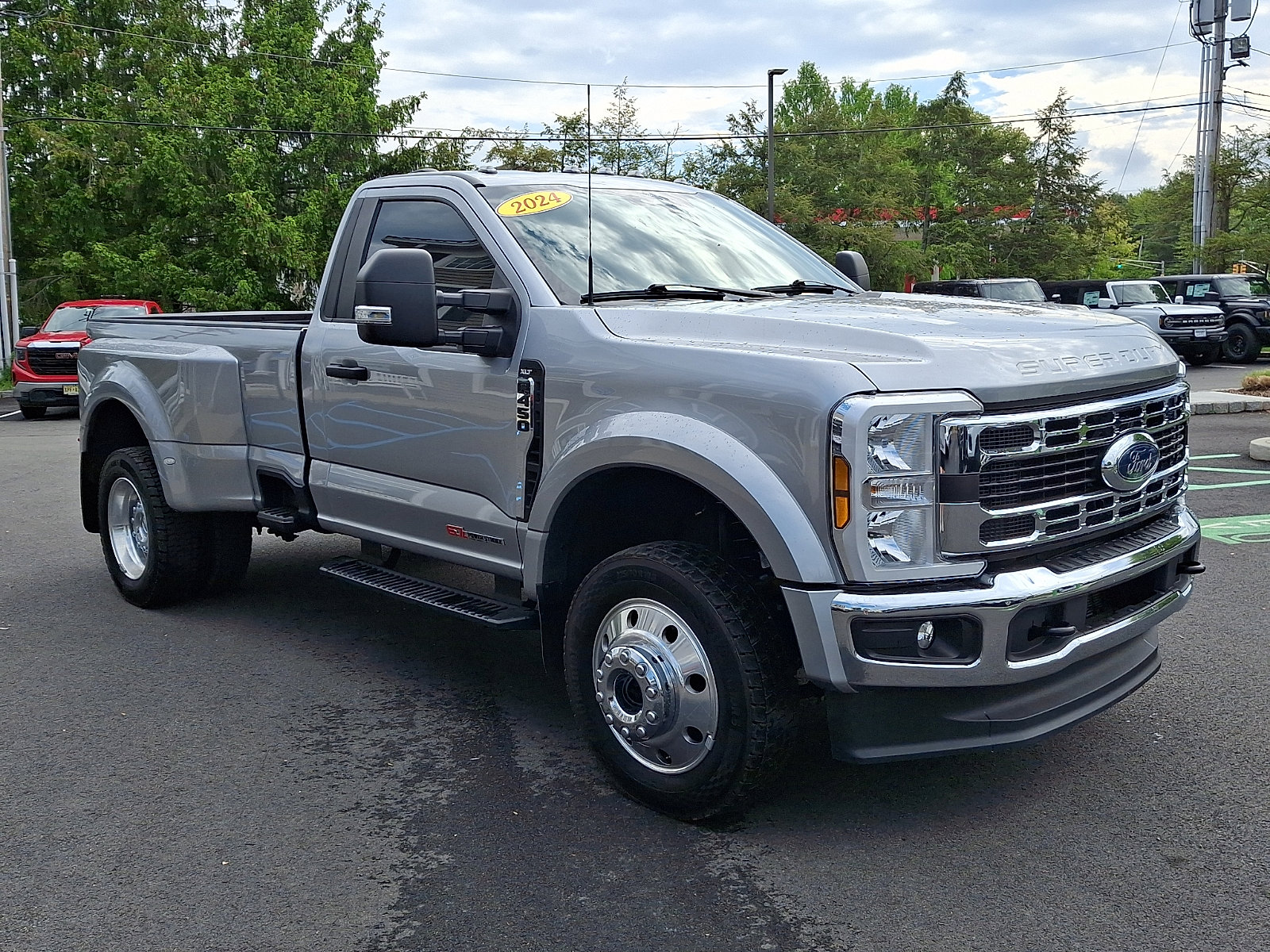 Certified 2024 Ford F450 XLT w/ FX4 Off-Road Package AWD/4WD image 3