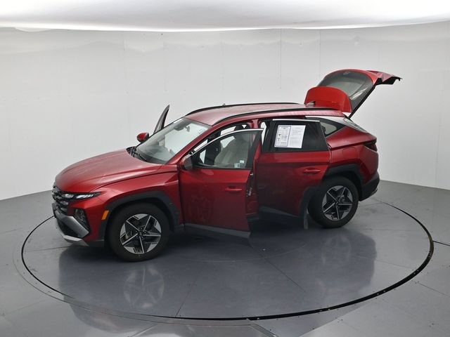 Used 2025 Hyundai Tucson SEL FWD image 47