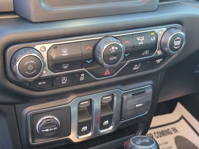 Used 2021 Jeep Wrangler Sport AWD/4WD image 22