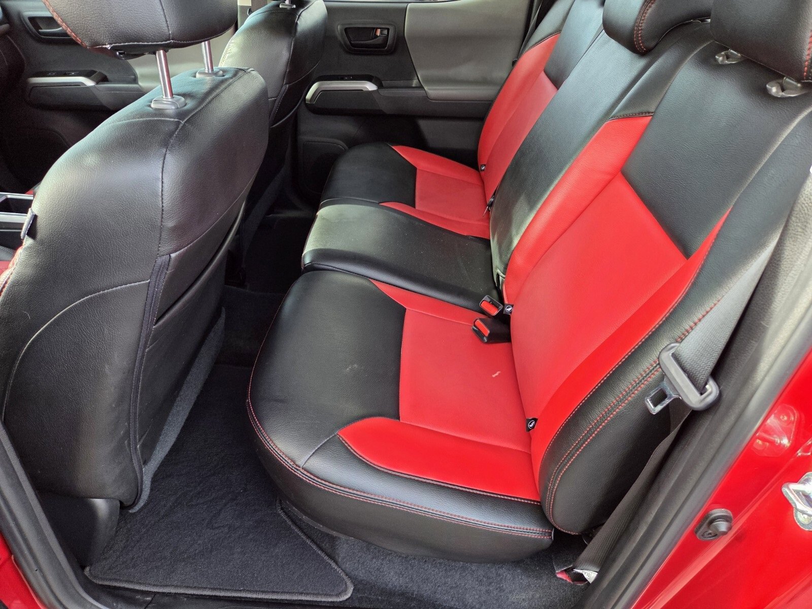 Used 2023 Toyota Tacoma SR5 image 11