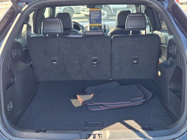 Certified 2024 Ford Edge ST-Line w/ Class II Trailer Tow Package image 14