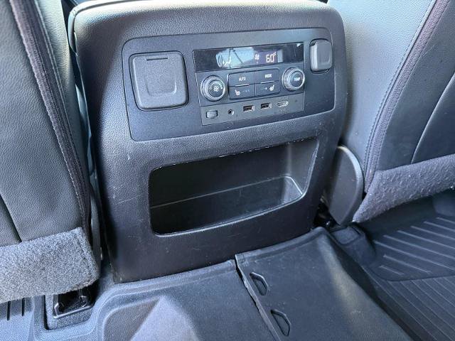 Used 2020 Chevrolet Suburban Premier AWD/4WD image 17