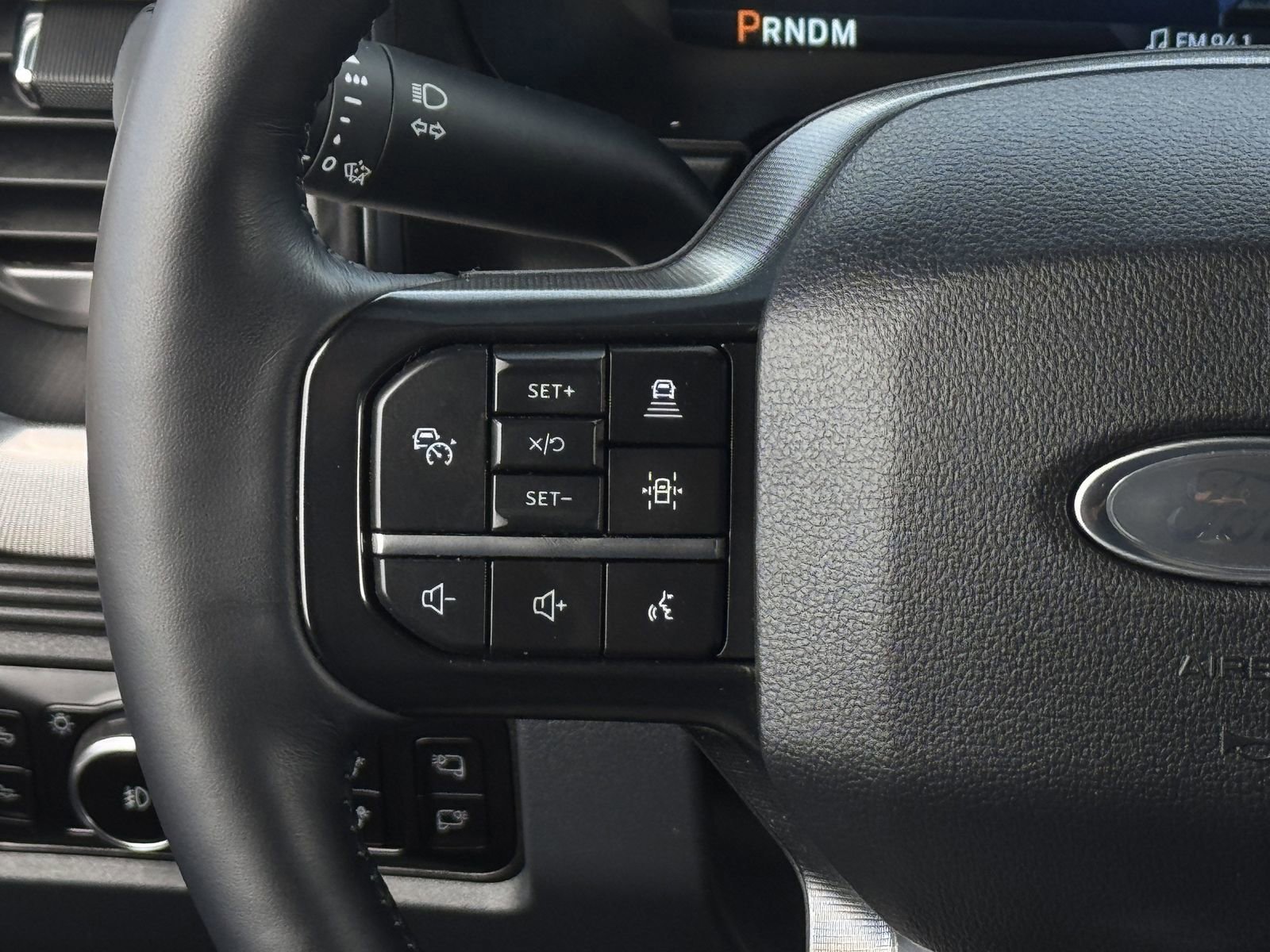 Certified 2025 Ford F250 Platinum AWD/4WD image 17