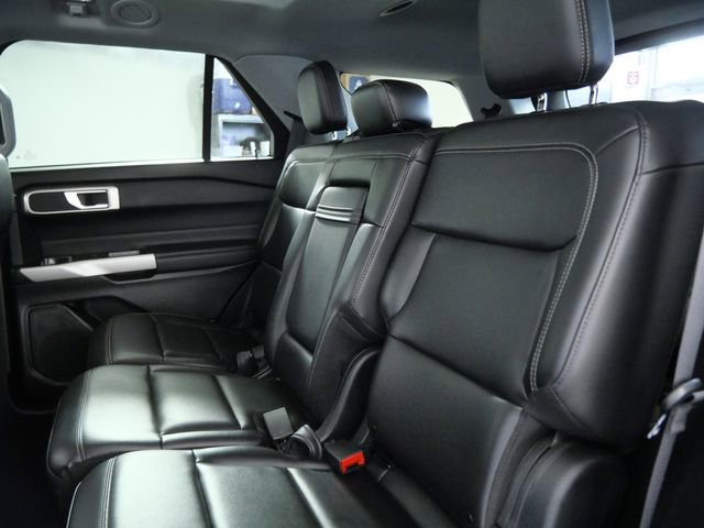 Certified 2024 Ford Explorer XLT w/ Equipment Group 202A AWD/4WD image 14