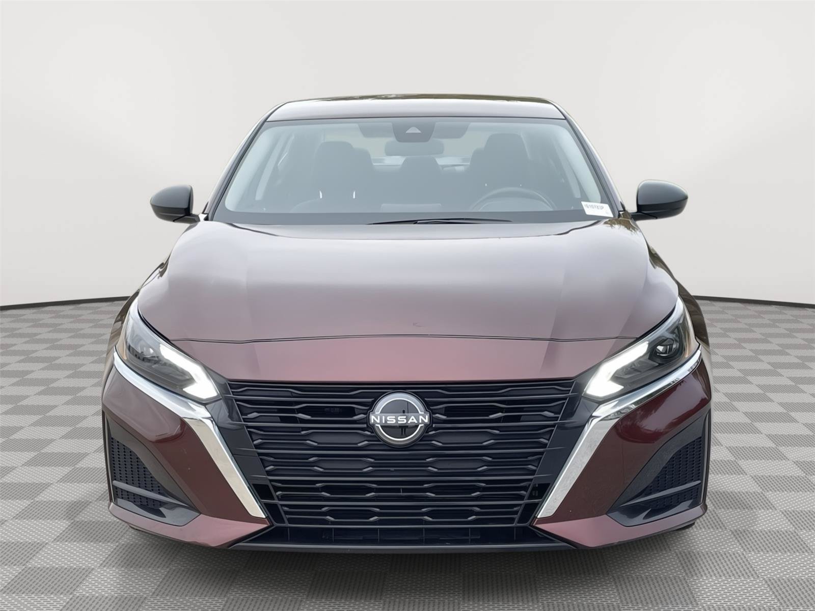 Used 2025 Nissan Altima 2.5 SV FWD image 4