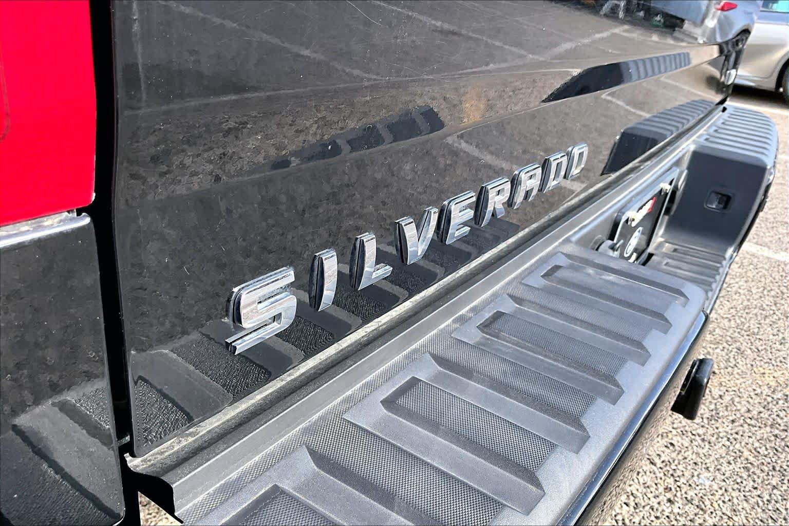 Used 2018 Chevrolet Silverado 1500 LTZ Z71 w/ LTZ Plus Package AWD/4WD image 12