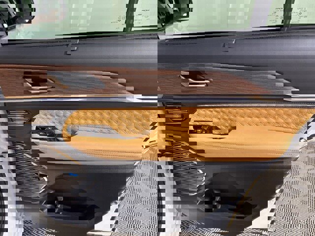 Used 2023 Jeep Grand Cherokee L Summit w/ Advanced Protech Group IV image 32