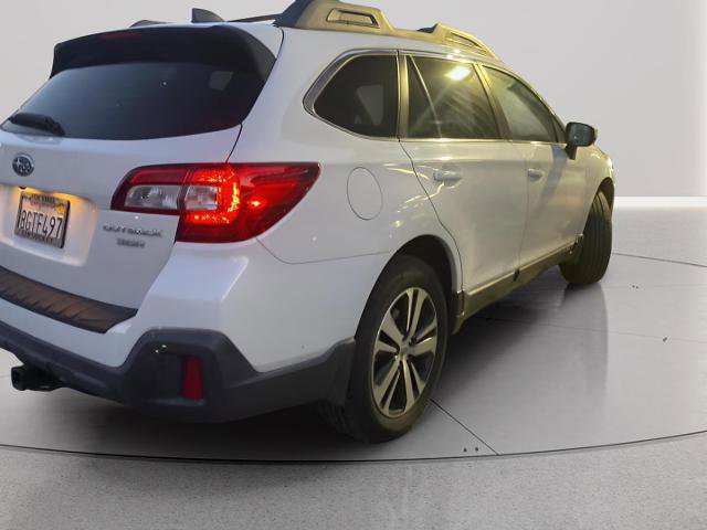 Used 2019 Subaru Outback 3.6R Limited w/ Popular Package #2 image 4