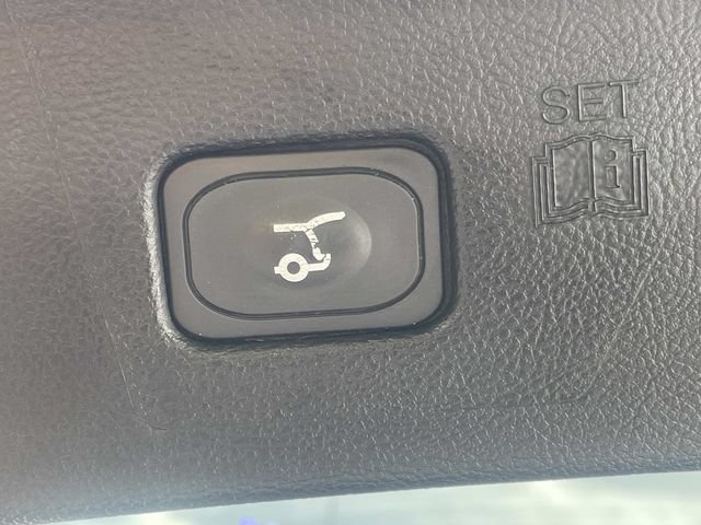 Certified 2024 Ford Edge SEL w/ Convenience Package AWD/4WD image 16