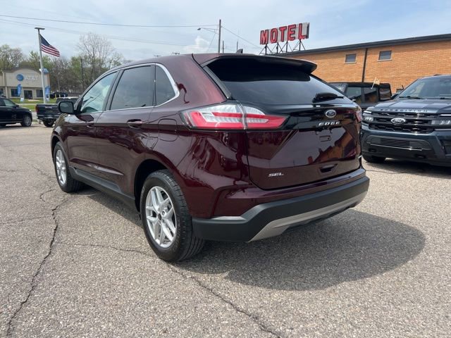 Certified 2024 Ford Edge SEL w/ Convenience Package AWD/4WD image 5