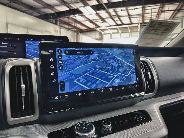 Certified 2025 Ford Expedition Active AWD/4WD image 38