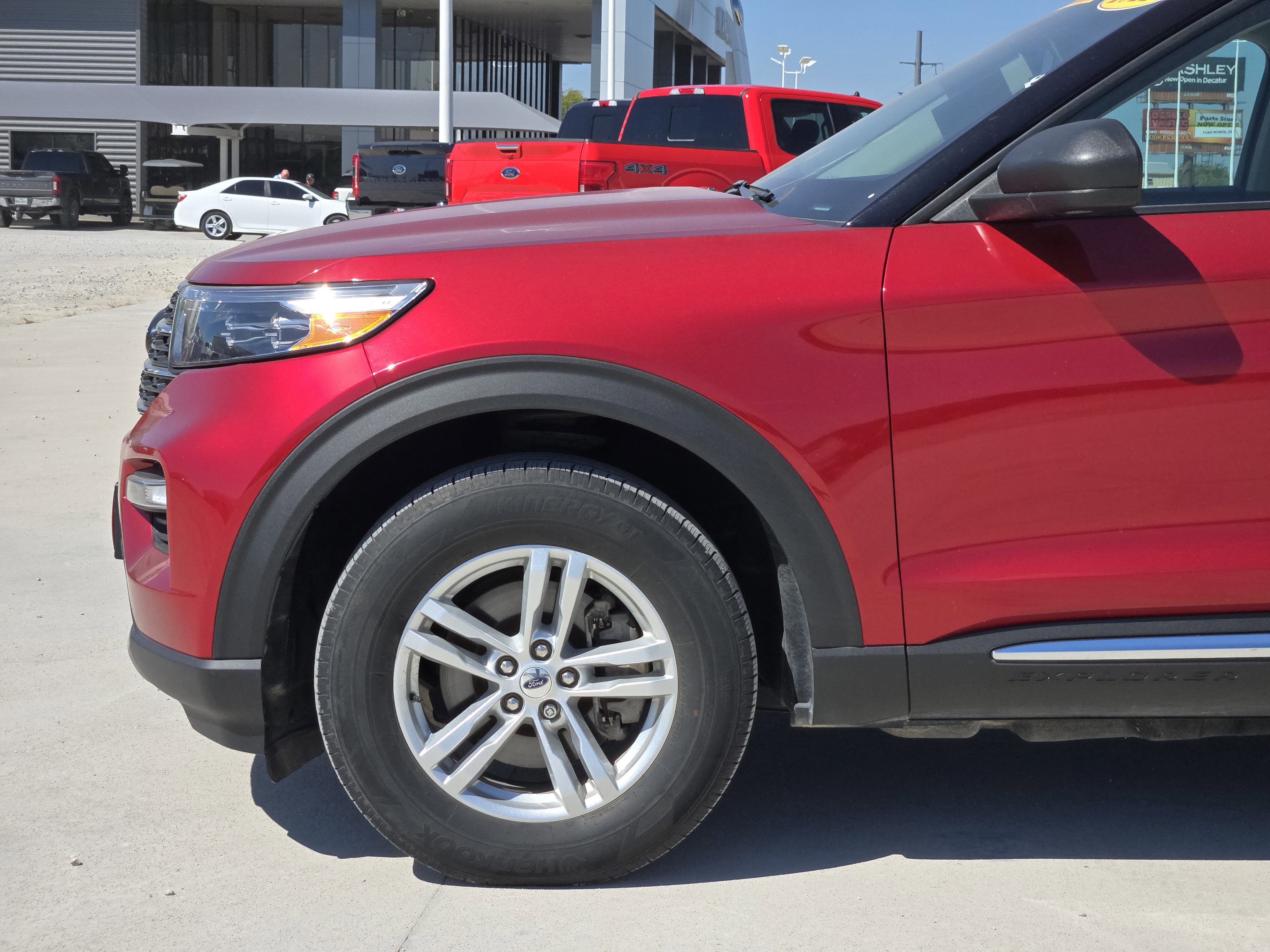 Certified 2022 Ford Explorer XLT w/ Equipment Group 202A image 8