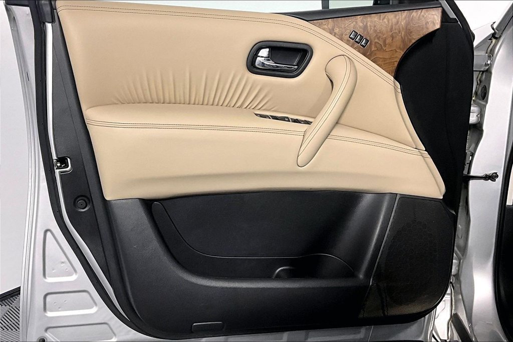 Used 2021 Nissan Armada SL w/ Captain's Chairs Package RWD image 23