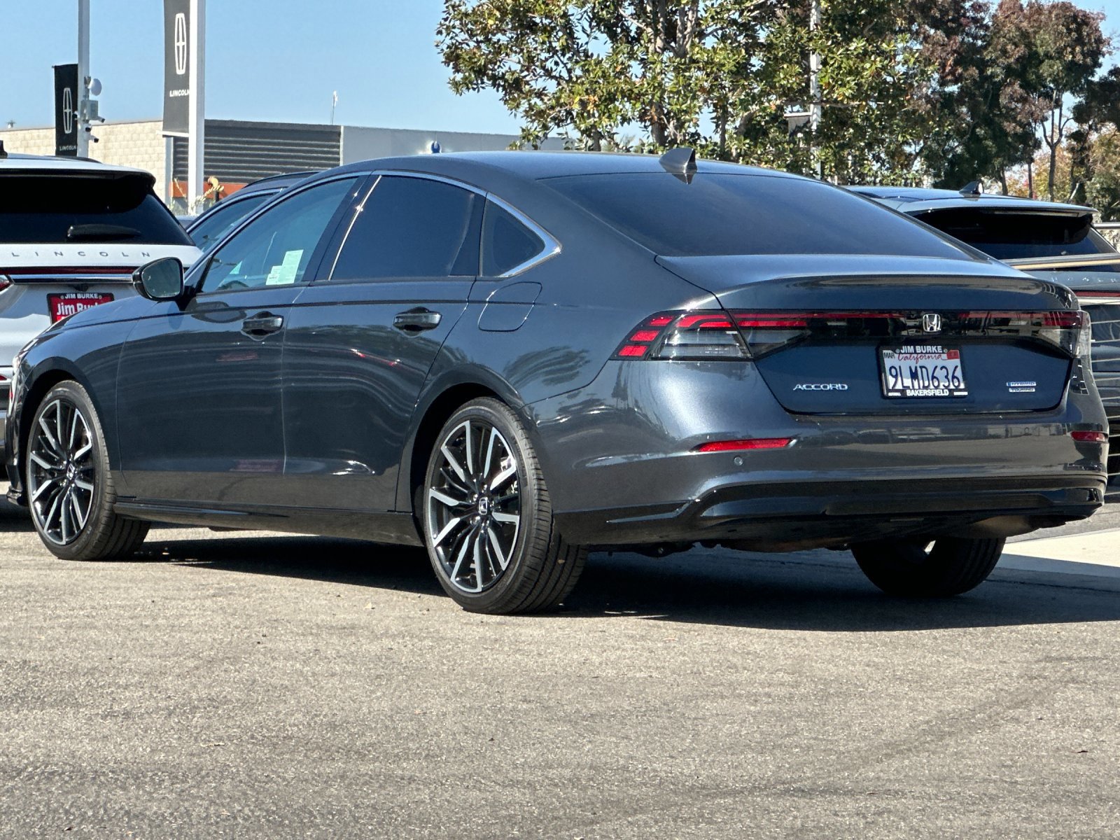 Used 2024 Honda Accord Touring image 3