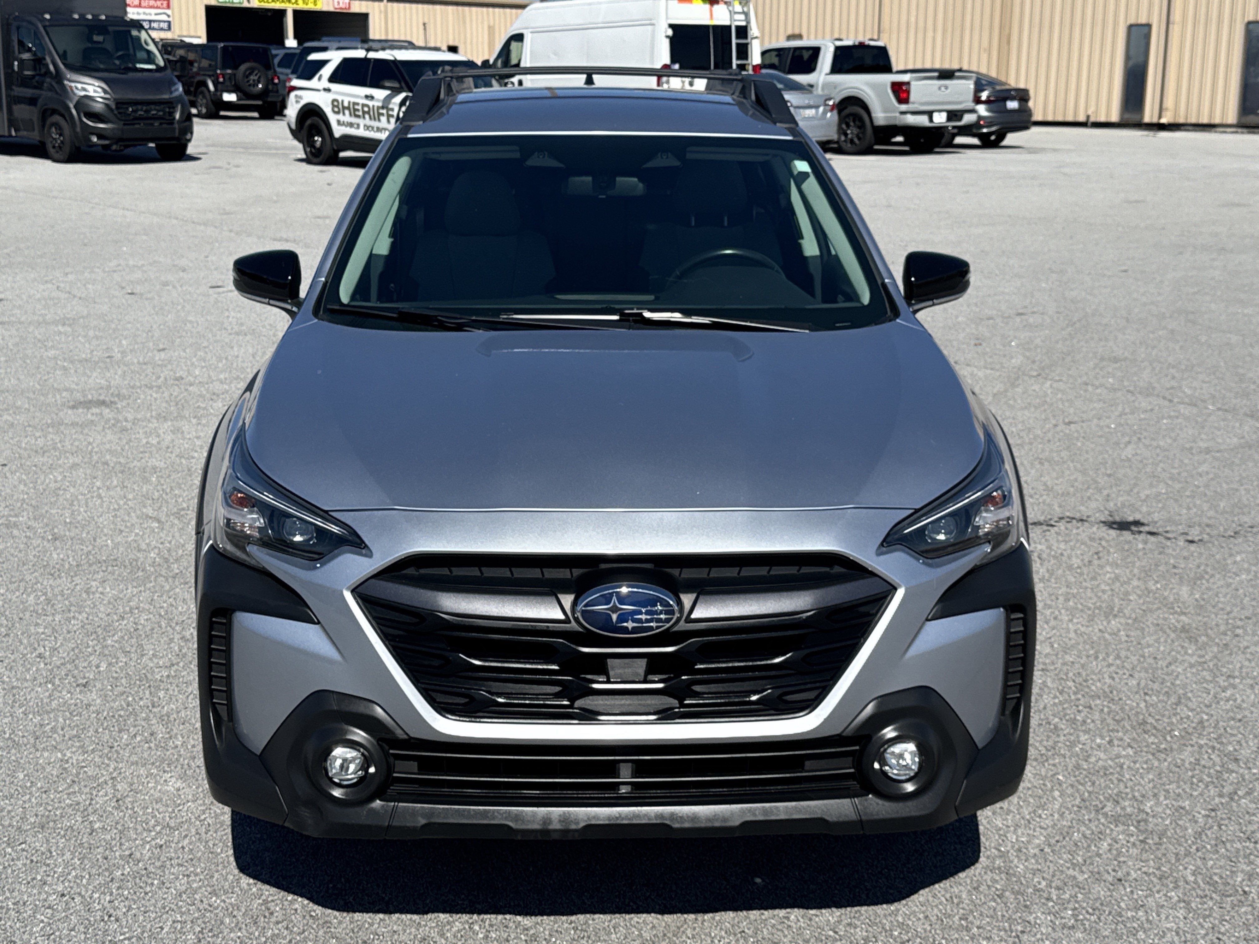 Used 2023 Subaru Outback Premium AWD/4WD image 3