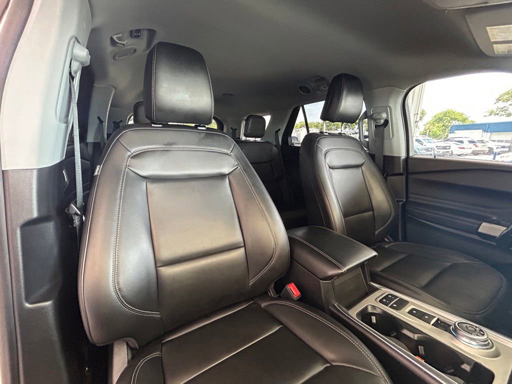 Certified 2023 Ford Explorer XLT w/ Equipment Group 202A RWD image 27