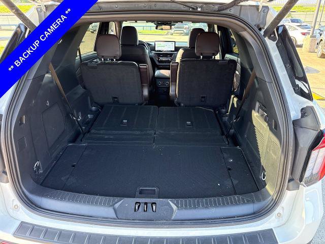 Certified 2025 Ford Explorer Platinum w/ Ultimate Package RWD image 10