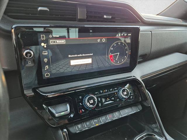 Used 2024 GMC Sierra 2500 AT4 w/ AT4 Premium Plus Package AWD/4WD image 12