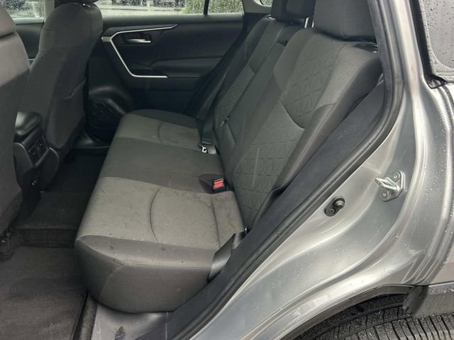 Used 2021 Toyota RAV4 XLE FWD image 20