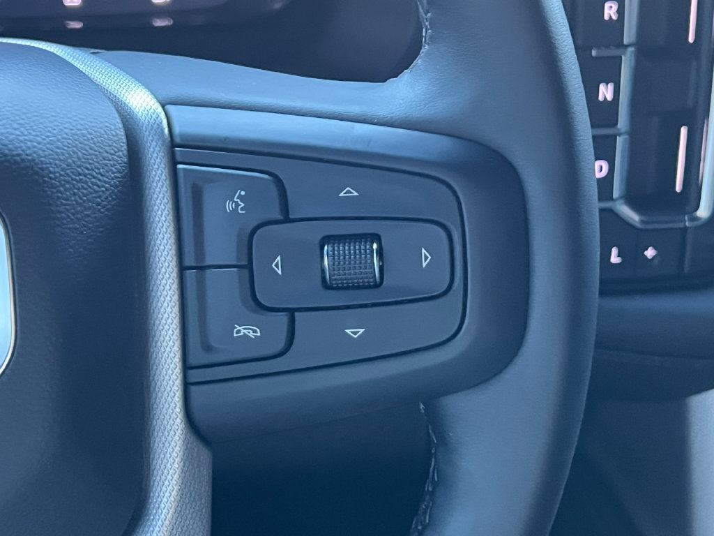 Used 2023 GMC Yukon XL Denali AWD/4WD image 22