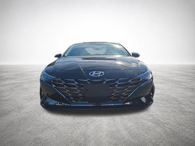 Used 2023 Hyundai Elantra Limited FWD image 3