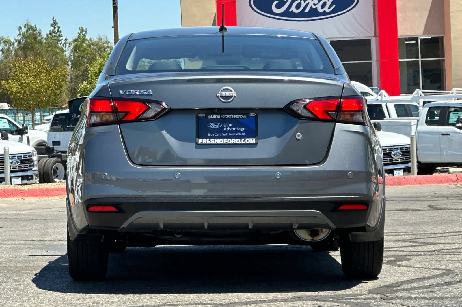 Used 2025 Nissan Versa S w/ Trunk Package FWD image 8