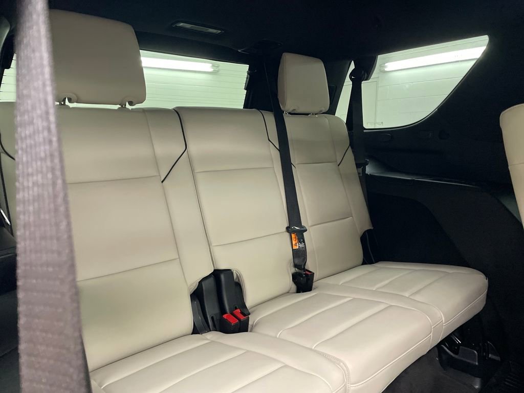 Used 2025 Cadillac Escalade Sport w/ Touring Package image 31