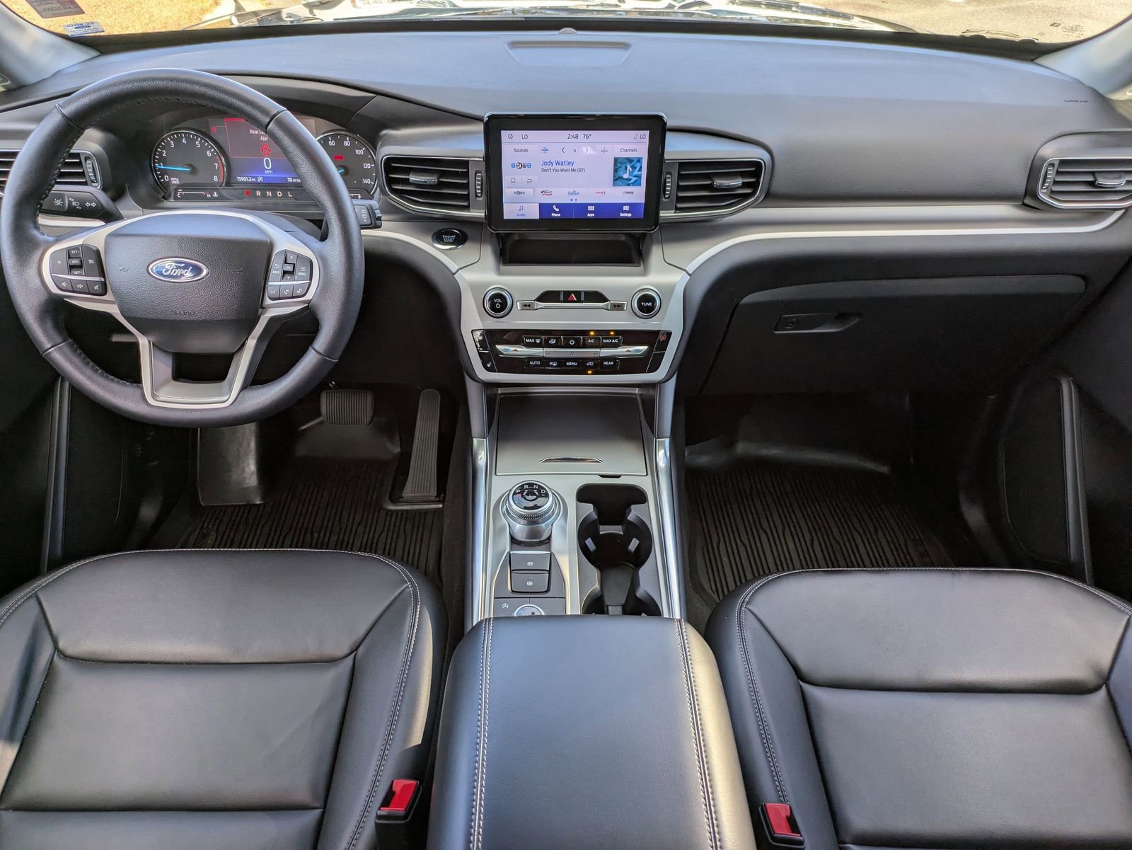 Certified 2023 Ford Explorer XLT w/ Equipment Group 202A image 15