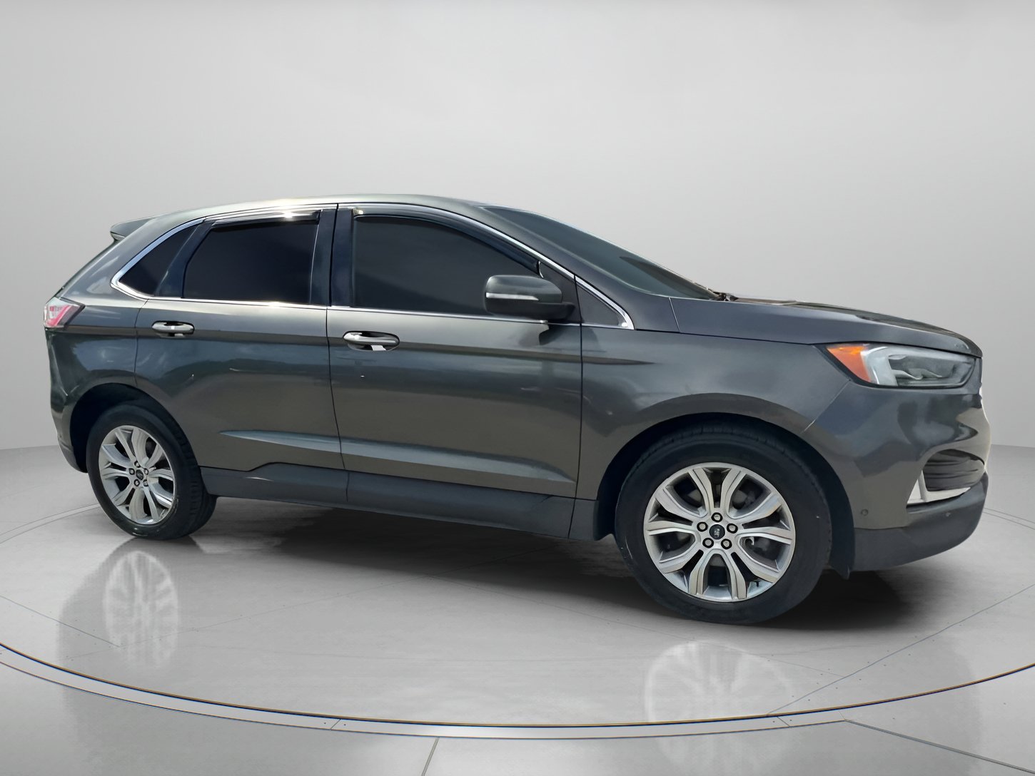 Certified 2019 Ford Edge Titanium w/ Equipment Group 301A FWD image 36