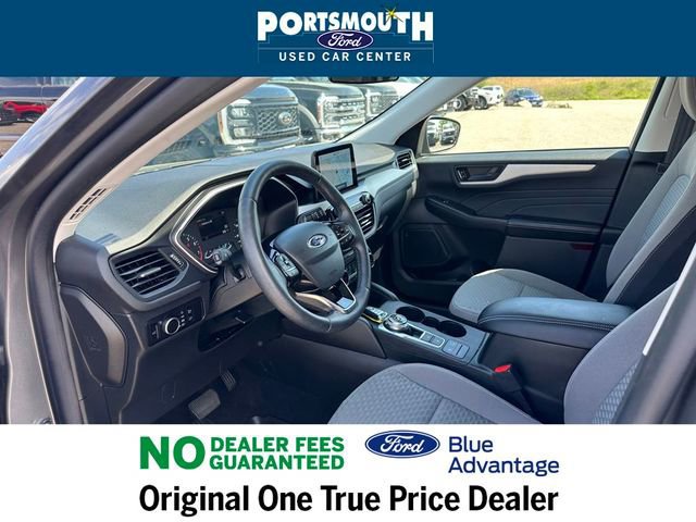 Certified 2022 Ford Escape SE w/ SE Sport Appearance Package image 11