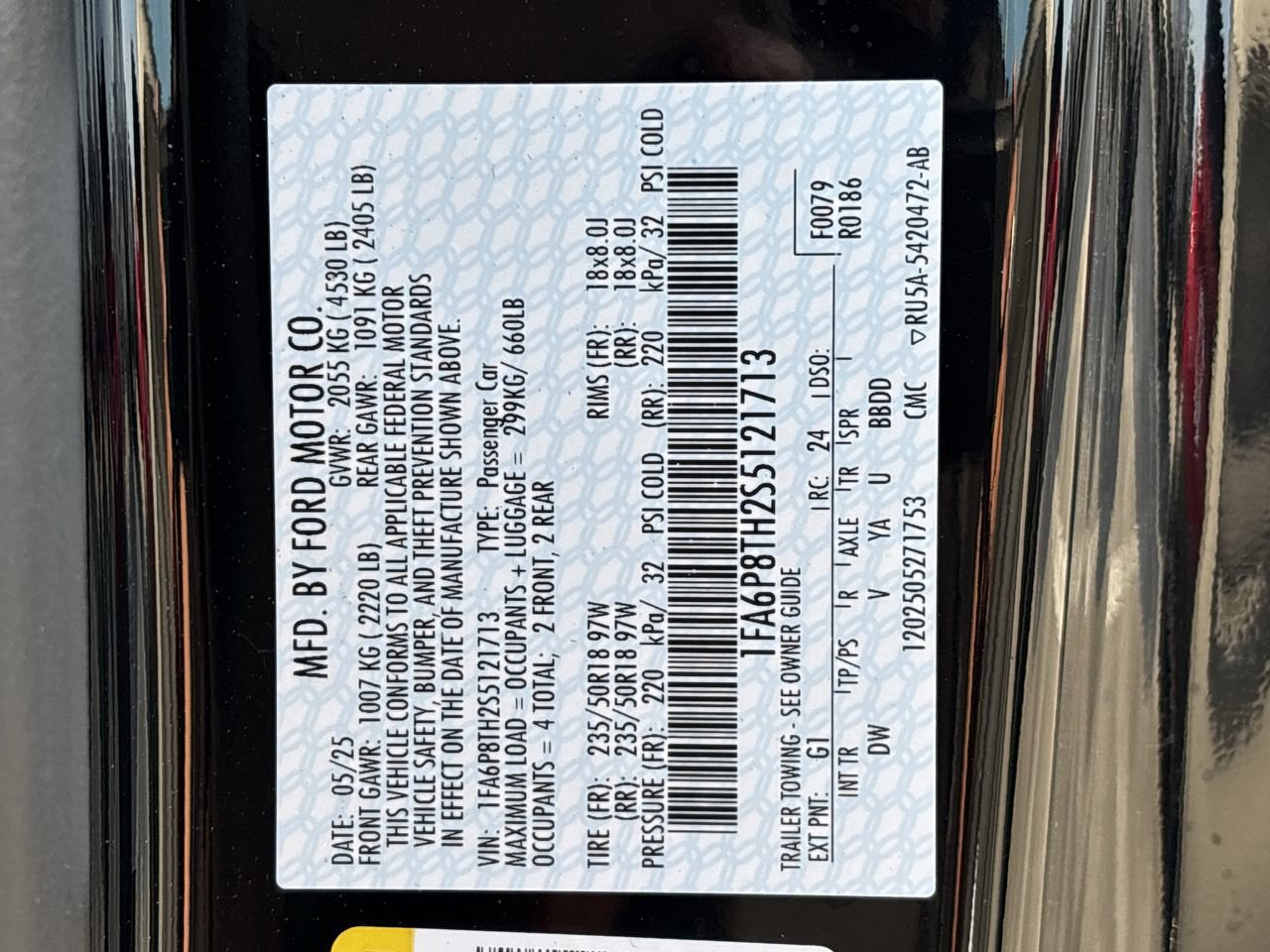 Certified 2025 Ford Mustang Coupe RWD image 30