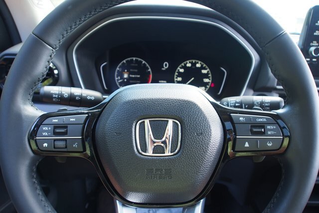 Used 2025 Honda Pilot Touring image 26